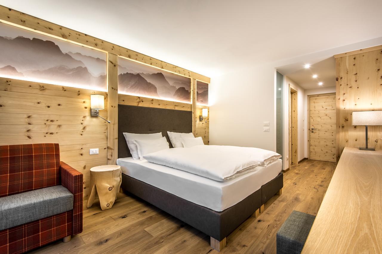 Hotel Garni Larix à Calfosch Extérieur photo