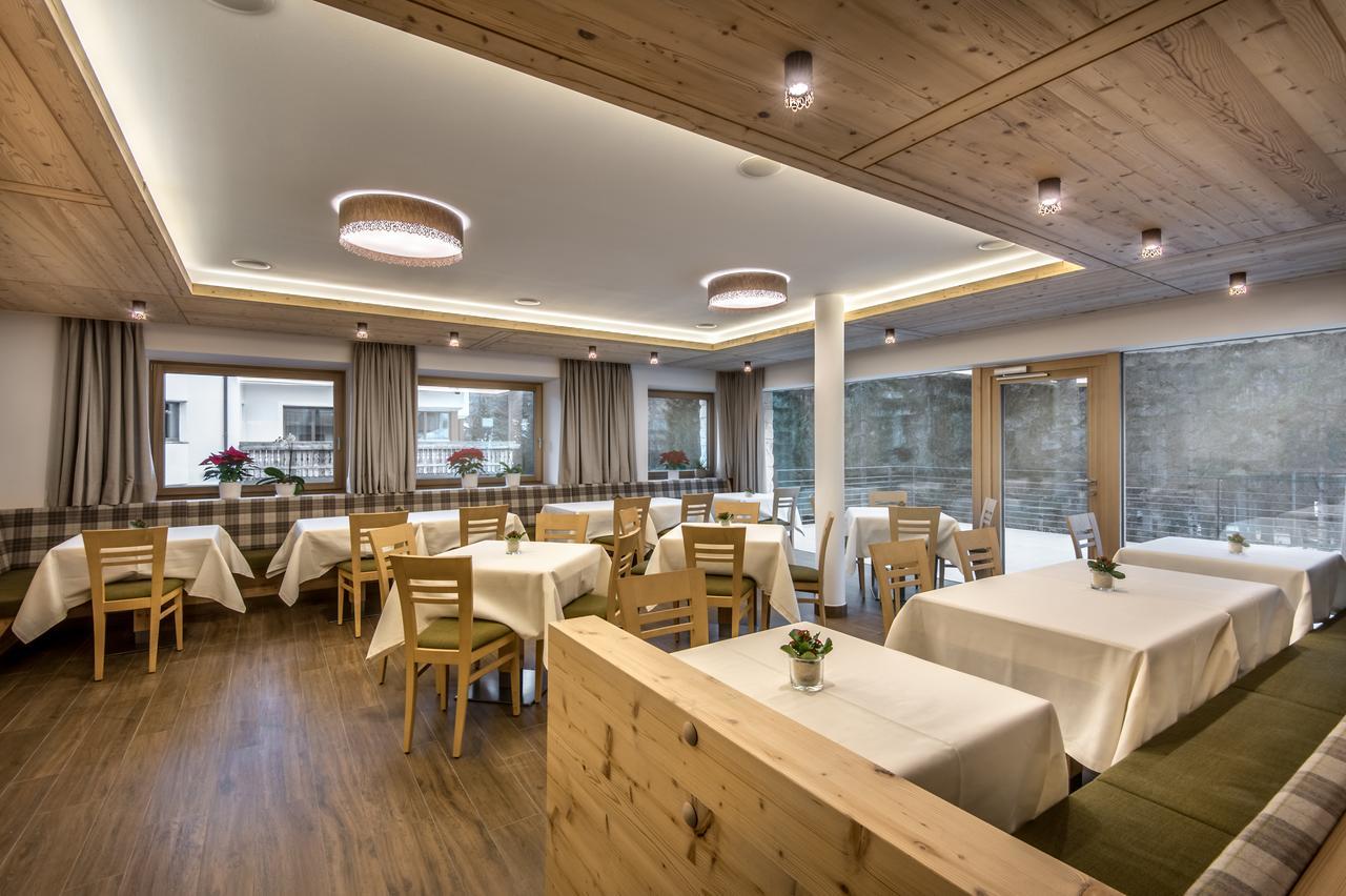 Hotel Garni Larix à Calfosch Extérieur photo
